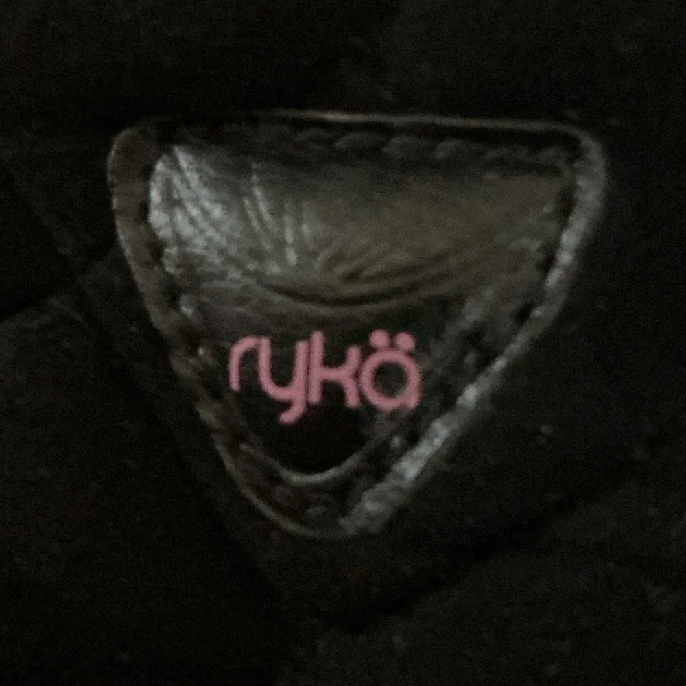 🌸RYKA AURORA BLACK QUILTED BOOTS